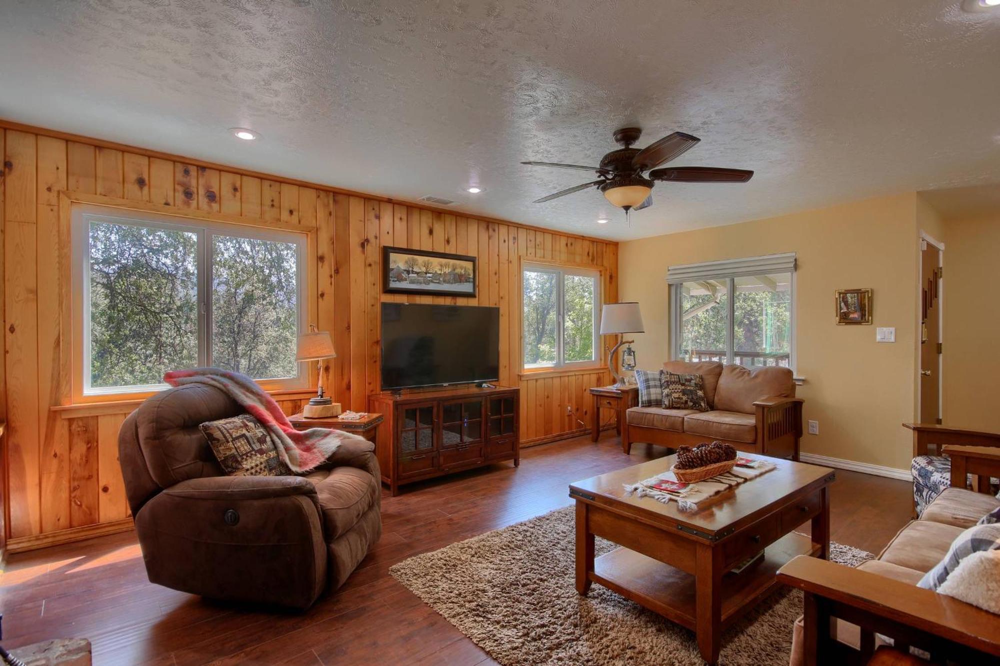 Vakantiehuis Yosemite Corner W New Game Room/hot Tub/ev